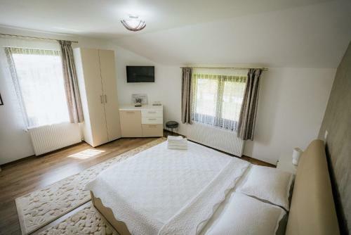 Hostal Pensiunea Diana