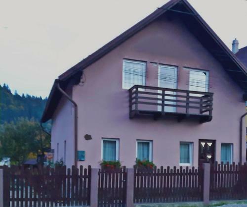 Hostal Casa Discret Moieciu