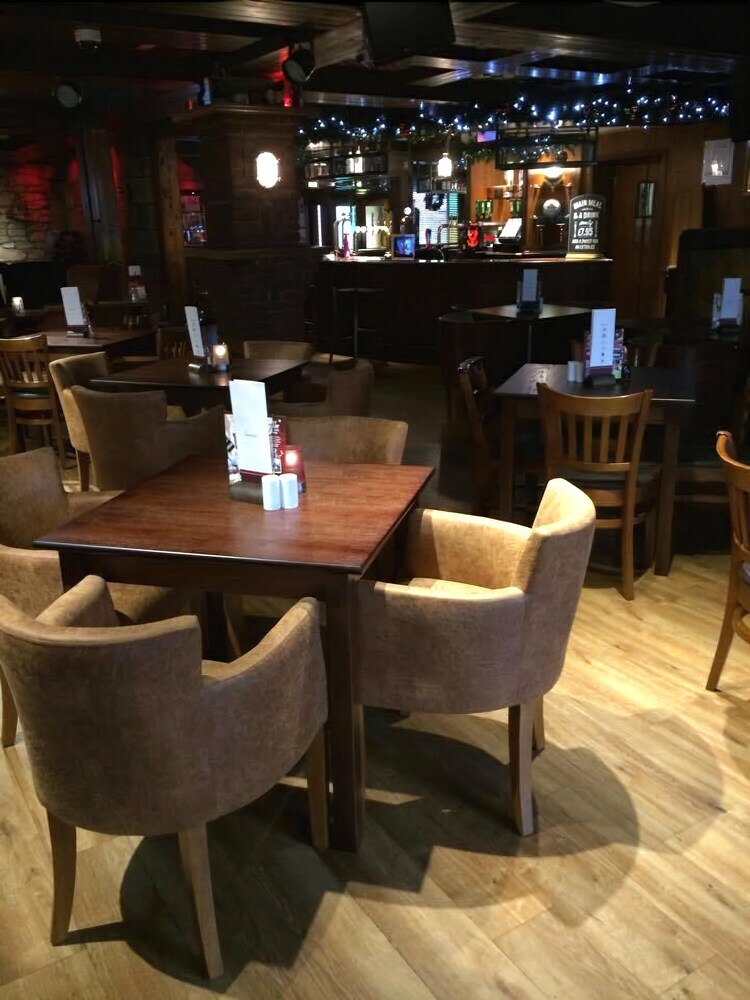 The Commercial Hotel