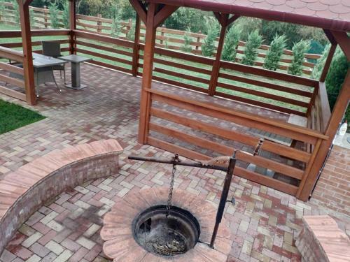 Hostal Gondos Vend�gh�z