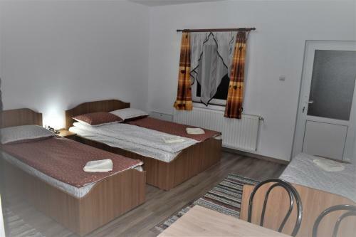Kacs� Apartman