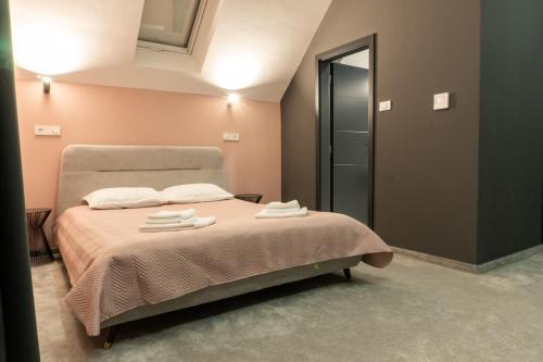 Bed & Breakfast Pensiunea Qubik Praid