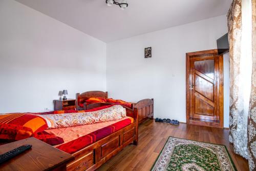 Hostal Pensiunea Day & Deny