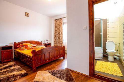 Hostal Pensiunea Day & Deny
