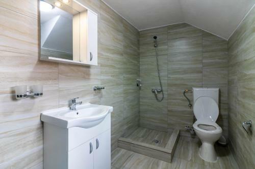 Hostal Pensiunea D & Ylan