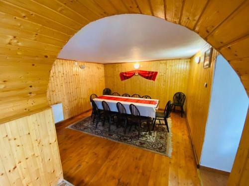 Hostal Casa De Vacan?? Mo?ata