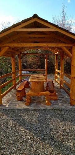 Lodge Cabana Colt De Rai