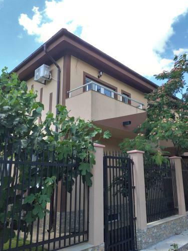 Hostal Vila Mercury Mamaia Nord