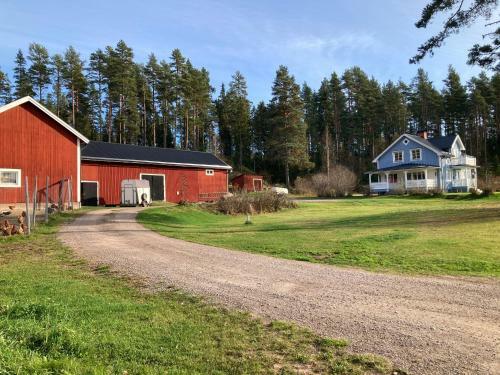 G�rd M�rbacka Bed & Breakfast