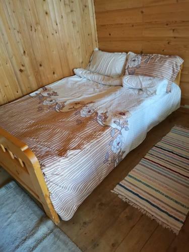 Fontana Erd�lyi Vend�gh�z
