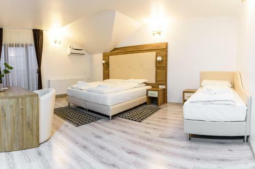 Hostal Pensiunea Carul Cu Flori