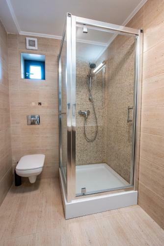 Hostal Pensiunea Carul Cu Flori