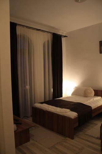 Hostal Pensiunea Casa Alba