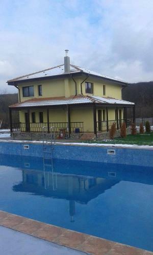 Hostal Pensiunea Casa Vanatorului