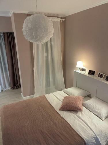 Villa Vila de Lux In Otopeni 3 Dormitoare Si Living
