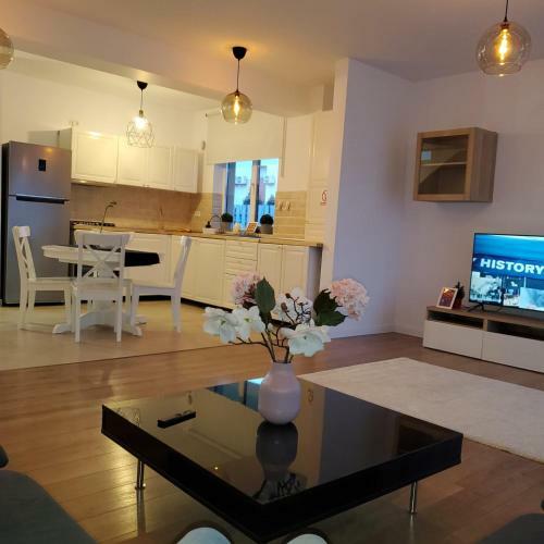 Villa Vila de Lux In Otopeni Cu Living Si 3 Dormitoare