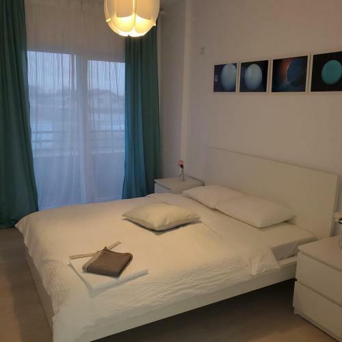 Villa Vila de Lux In Otopeni Cu Living Si 3 Dormitoare