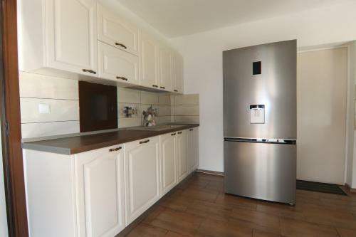 Hostal Pensiunea Emelys