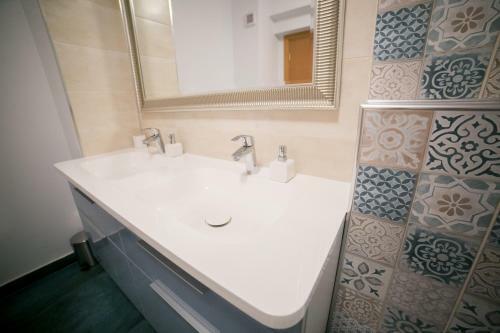Apartament Season Mamaia
