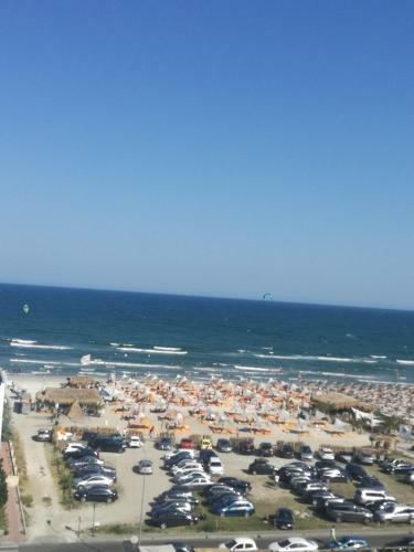 Summerland Sea View Apartment