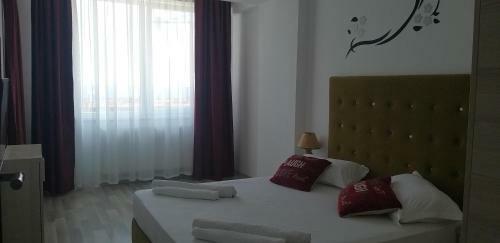 Summerland Sea View Apartment