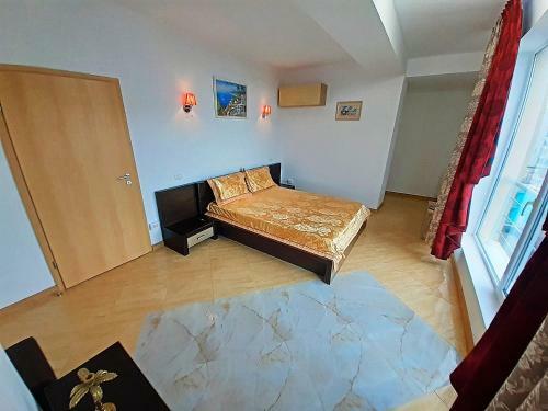 Anabella Summerland Apartment