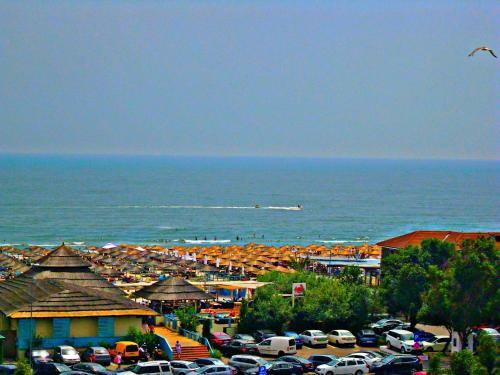 Anabella Summerland Apartment
