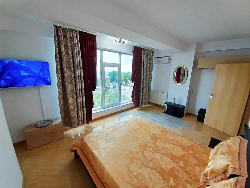 Anabella Summerland Apartment