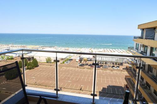 Apartament Summerland Vedere La Mare