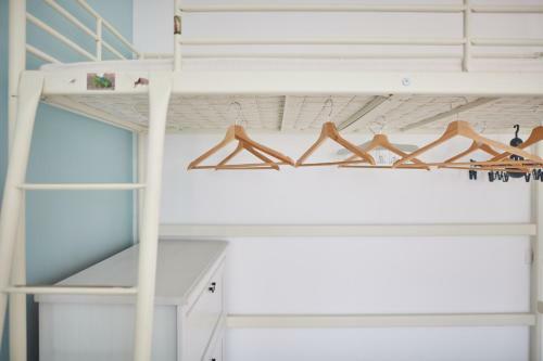 Sailing Lake Mamaia Apartment