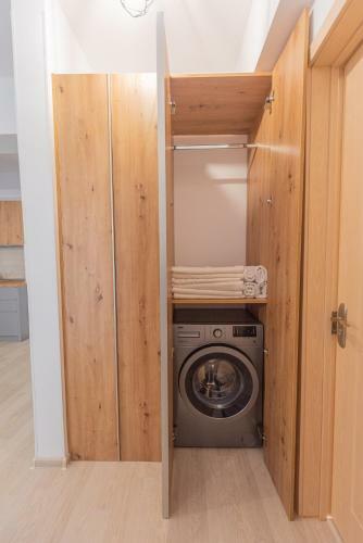 Mamaia Moonlight Apartment