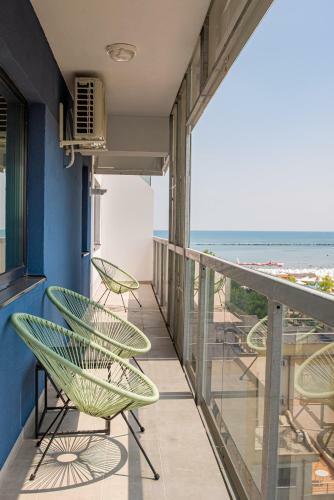 Bythesea Superior Apartments