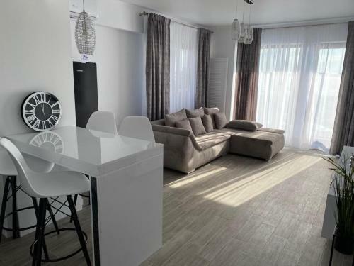 Darius Apartment Mamaia - Lake View