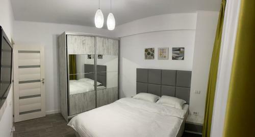 Darius Apartment Mamaia - Lake View