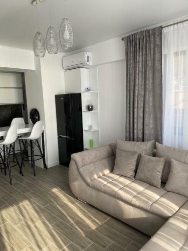 Darius Apartment Mamaia - Lake View