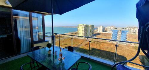 Ionut Summerland Apartments Mamaia