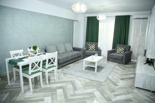 Myamar Apartment Mamaia