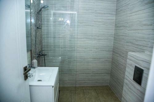 Myamar Apartment Mamaia