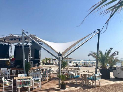 White Tower Mamaia Apartament