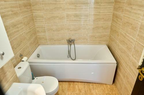 La Vida Loca Apartment Summerland