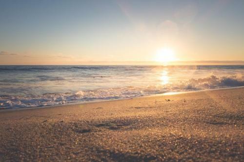 Amazing Sunset View Apart