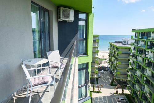 Citadell Sea View Apartment Alezzi Beach Spa N Pools