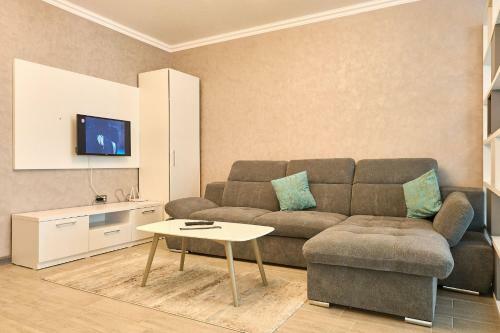 Moonstar Apartment Alezzi Spa N Pools Beach Resort