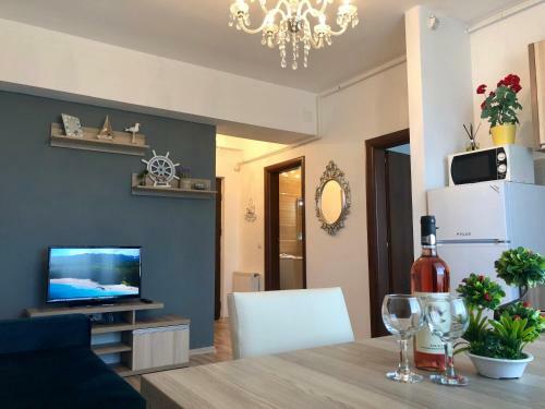 Valy Apartments Summerland