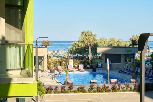 Sun & Fun Apartment In Alezzi Spa Pools Resort