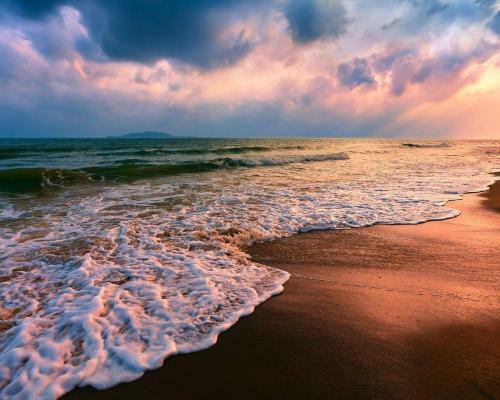 Aqua Blue Apartment Mamaia