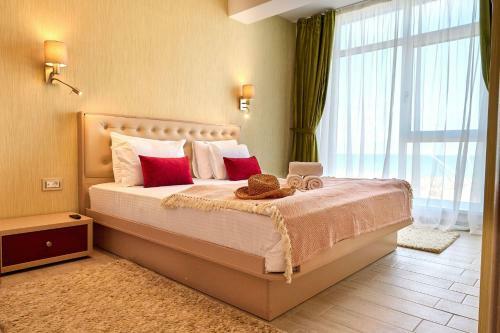 Beachfront Sea View Apartment Alezzi Spa Pools Beach Resort