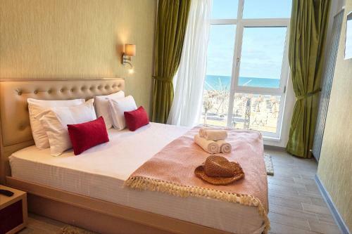 Beachfront Sea View Apartment Alezzi Spa Pools Beach Resort