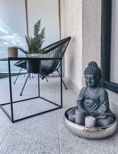 Mamaia Luxury Studio Apartment V