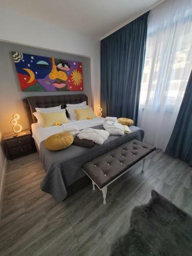 Crys Luxury Apartment By The Sea , First Line